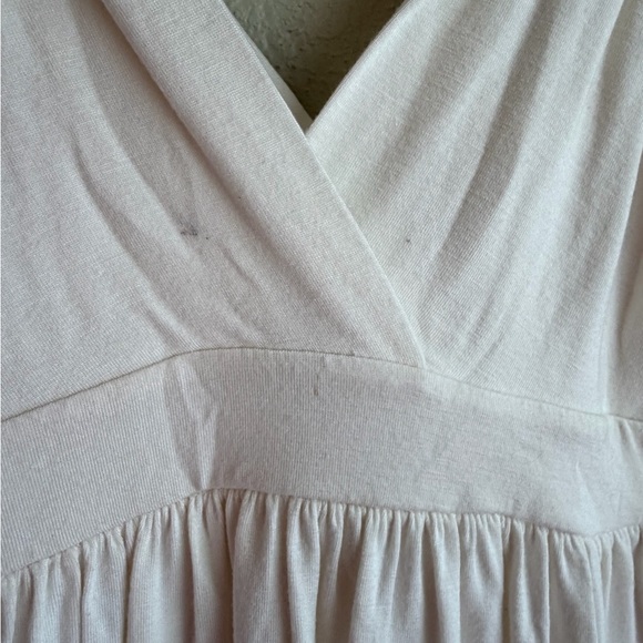 V neck top with twist straps  size 12 - Picture 4 of 5